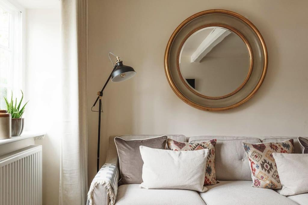 Вилла Stylish Painswick Getaway Экстерьер фото