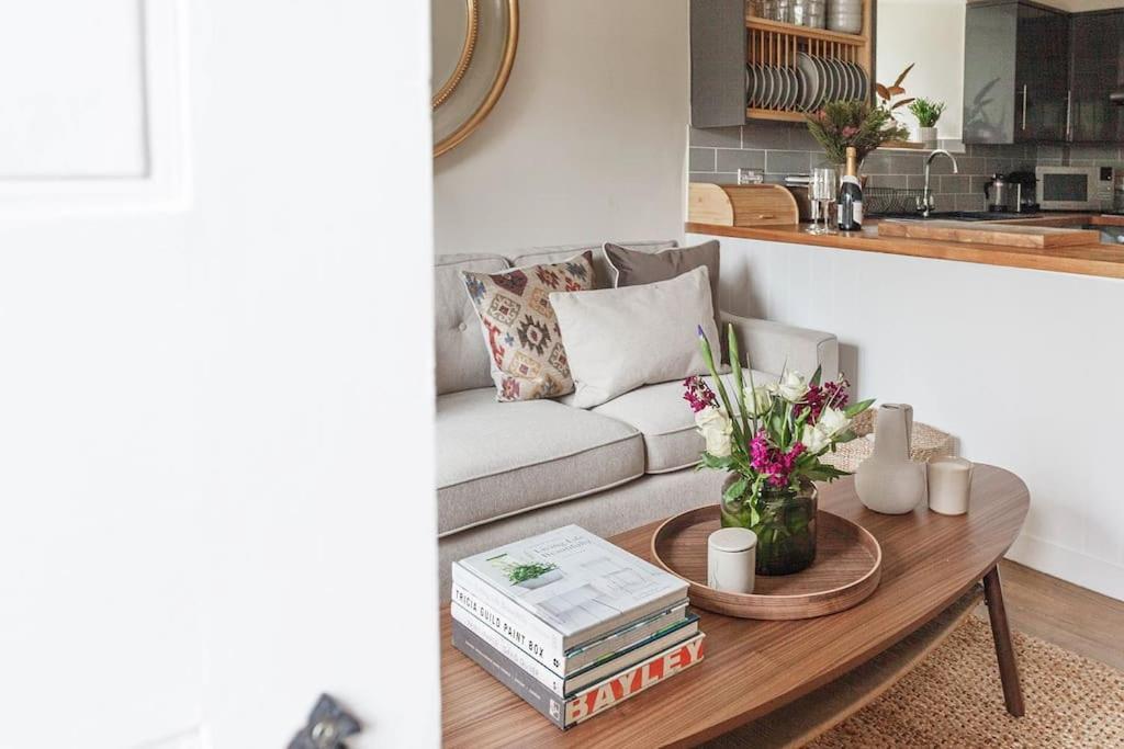 Вилла Stylish Painswick Getaway Экстерьер фото